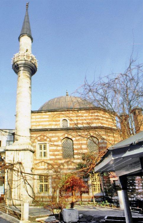 Çorlulu Ali Paşa Külliyesi’nin cami-tevhidhânesi – Çarşıkapı/İstanbul