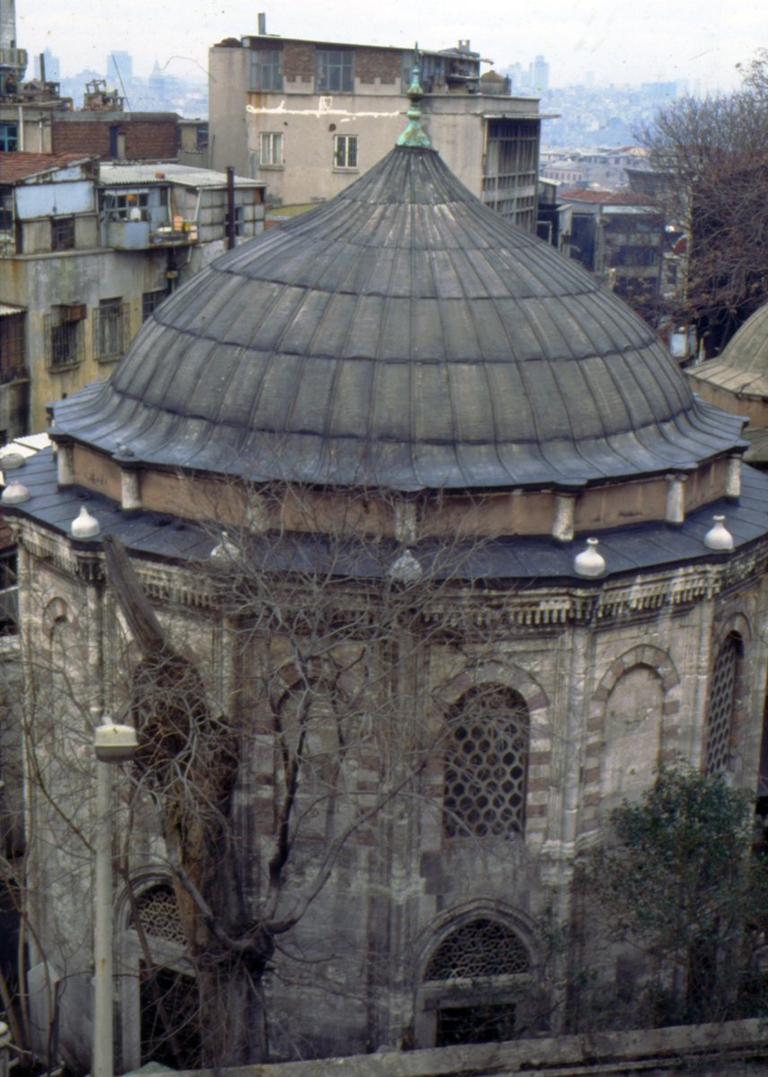 Koca Sinan Paşa Türbesi – Fatih/İstanbul