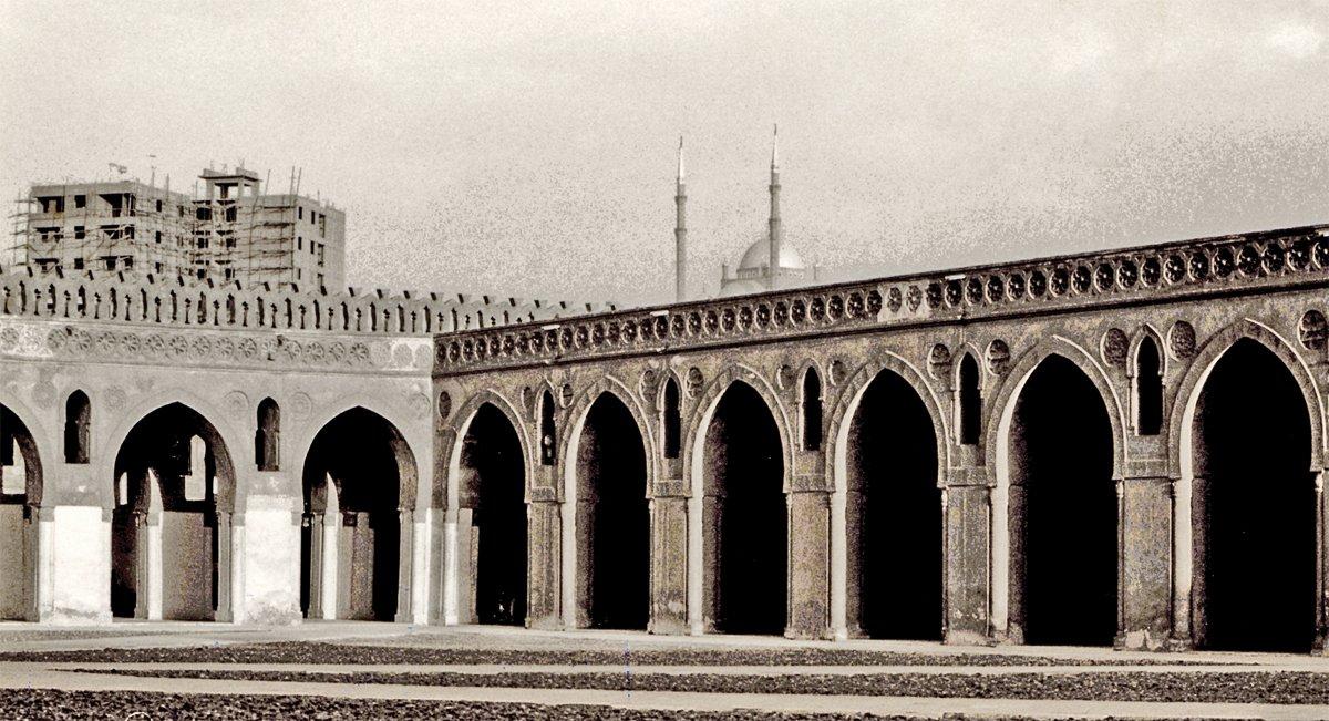 İbn Tolun Camii’nin revaklarından bir detay