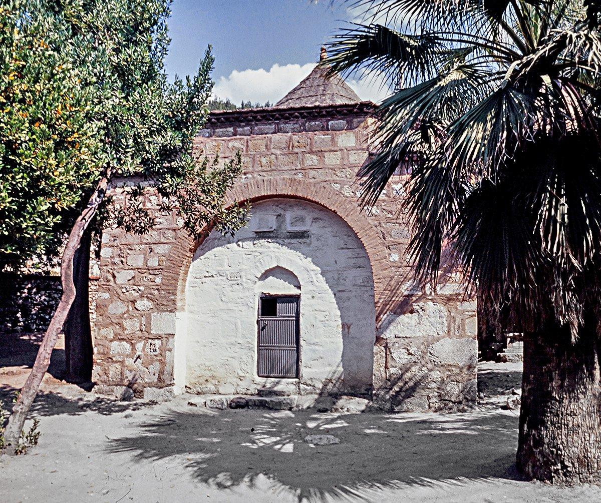 Revak Sultan Türbesi – Manisa