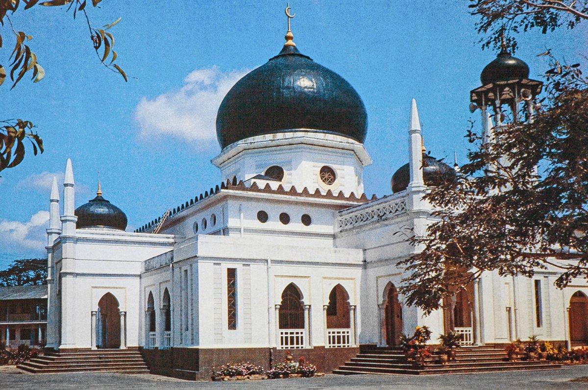 Malezya’da Perlis Kangar Alvi Camii