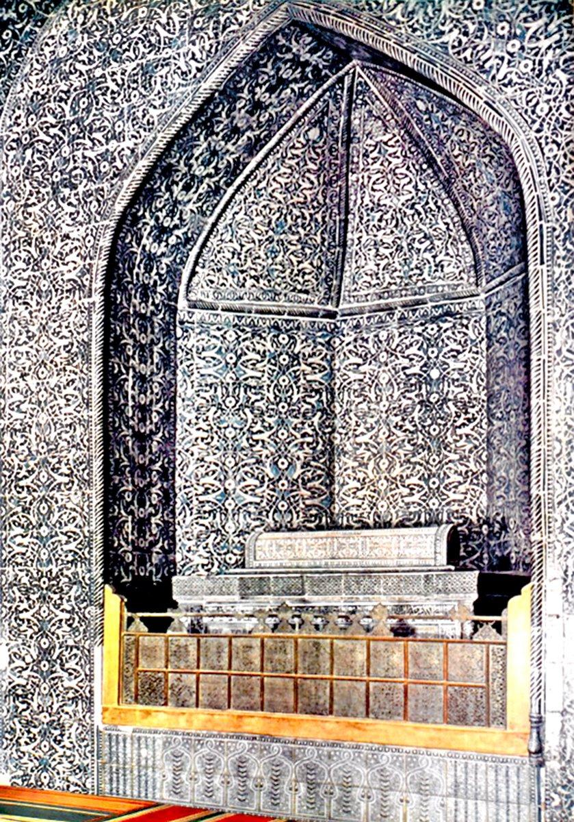 Pehlivan Mahmud Türbesi’nin içinden bir görünüş