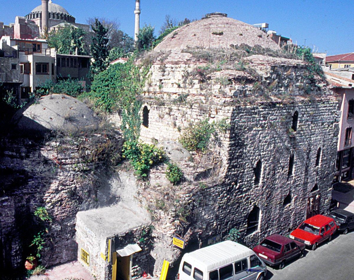 Sultanahmet’te İshak Paşa Hamamı – Fatih/İstanbul
