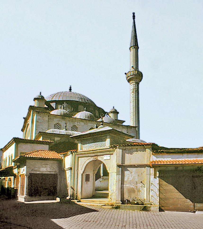 İzzet Mehmed Paşa Camii