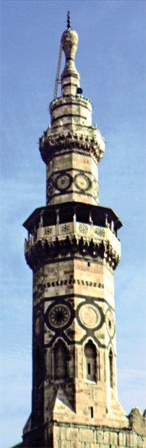 Emeviyye Camii’nin el-Mi‘zenetü’l-garbiyye denilen Kayıtbay tarafından tâdil ettirilen minaresi
