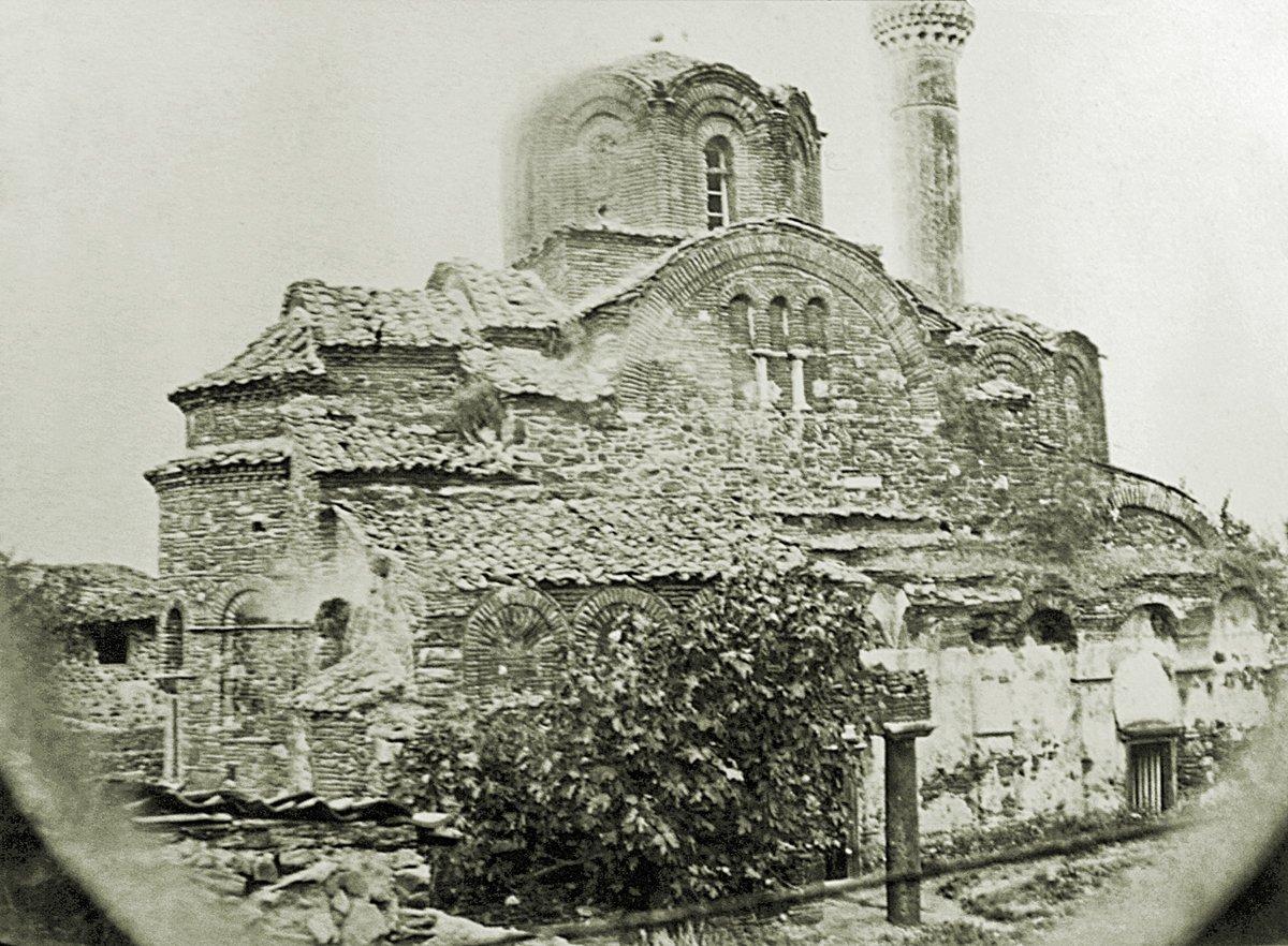 Selânik İshakıye Camii’nin eski bir fotoğrafı (Tafrali, lv. XXVIII, 1)