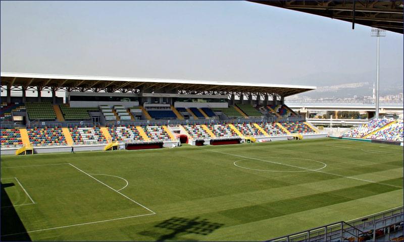 bornova aziz kocaoğlu stadı-görsel.jpeg