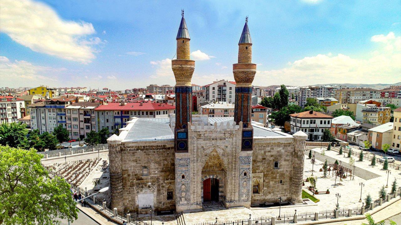gok-medrese_8558.jpg