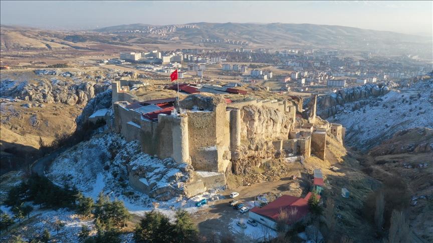Harput Kalesi (Süt Kalesi)