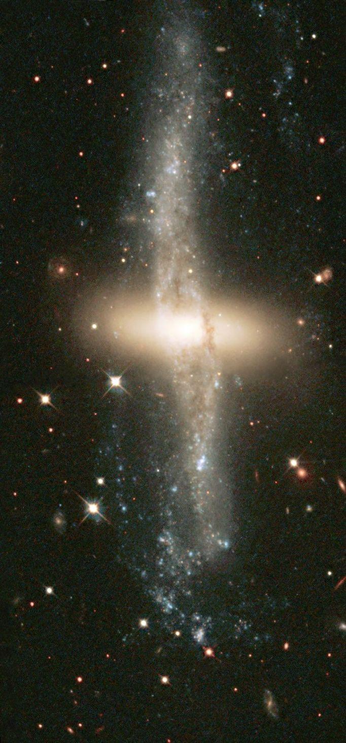 STScI-01EVTA45GYSYSSP6B6NM0GZB8Z.jpeg