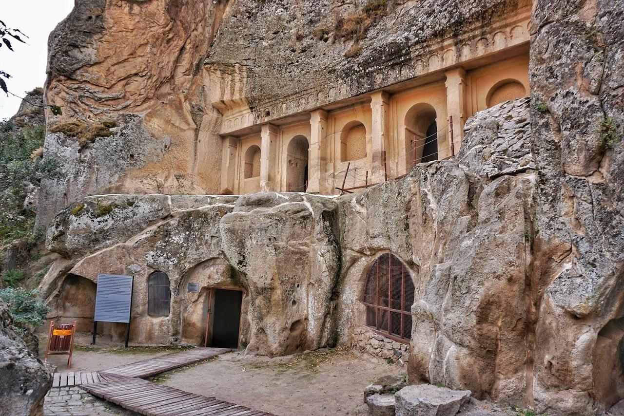 475955,sumbullu-kilise-3jpg.png