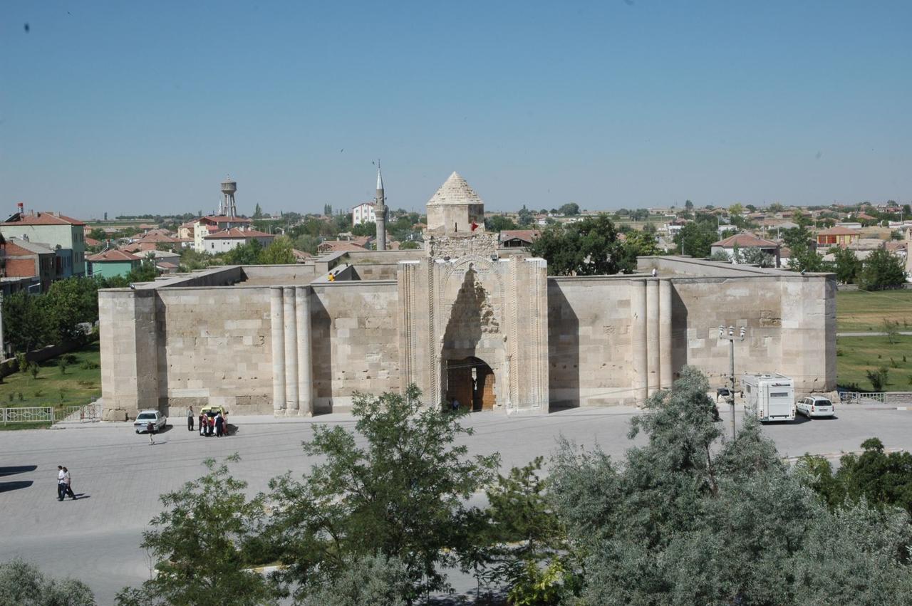 sultanhani-kervansarayi-8_0 (1).jpg