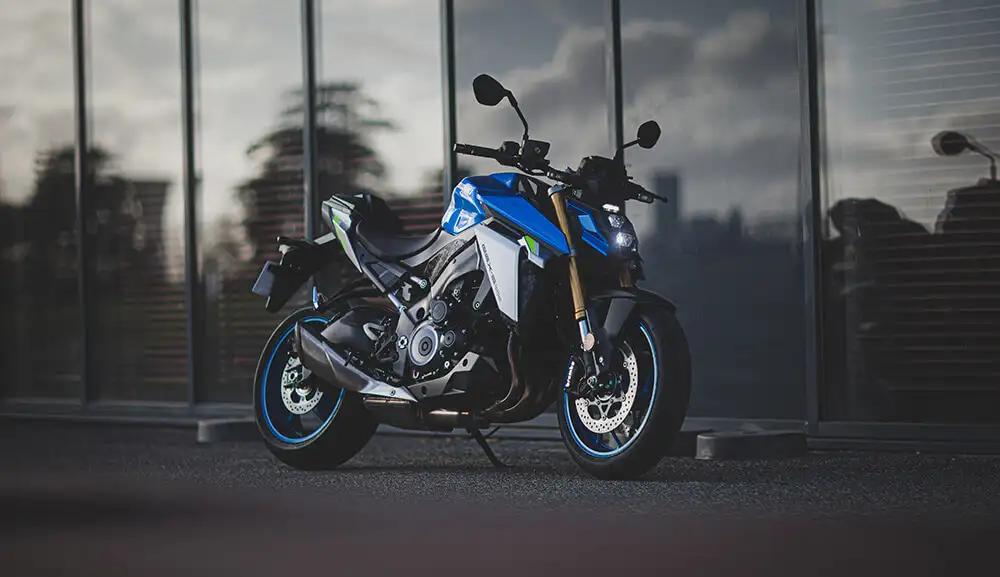 Suzuki GSX-S1000 
