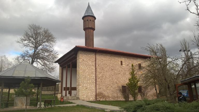 Mahmut-Bey-Camii.jpg