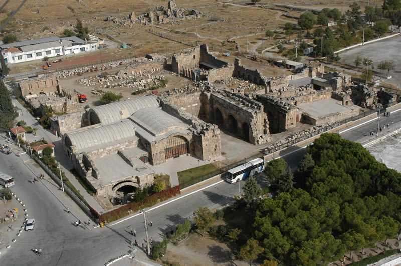 Hierapolis Arkeoloji Müzesi.jpg