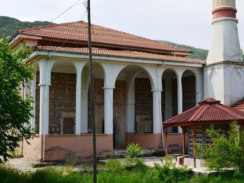 Bektaş Bey Camii _3_.jpg