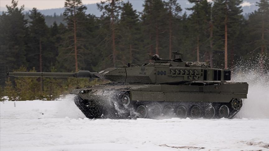 Leopard 2 AA foto.jpg