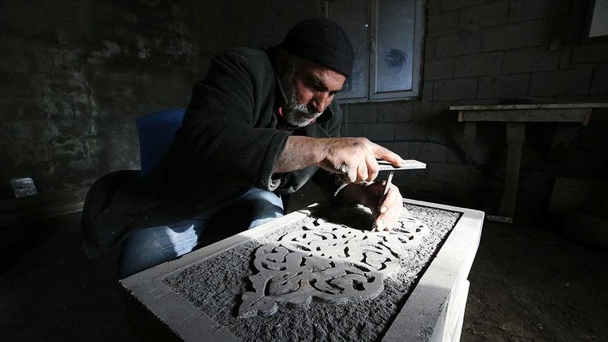 Geleneksel Ahlat Taş İşçiliği