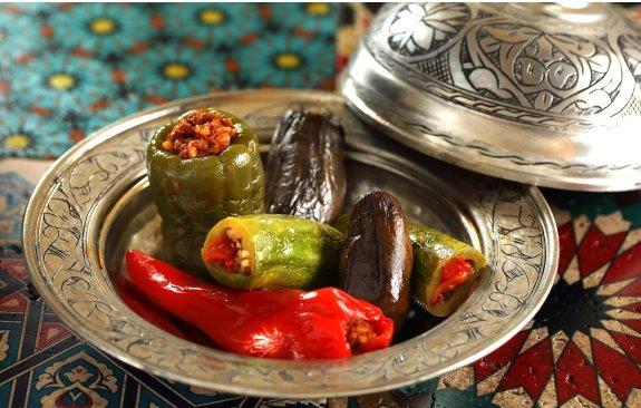 Antep Allı Yeşilli Dolma.jpeg