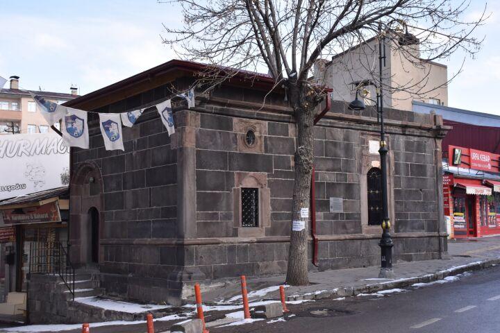 Habipbaba Türbesi 