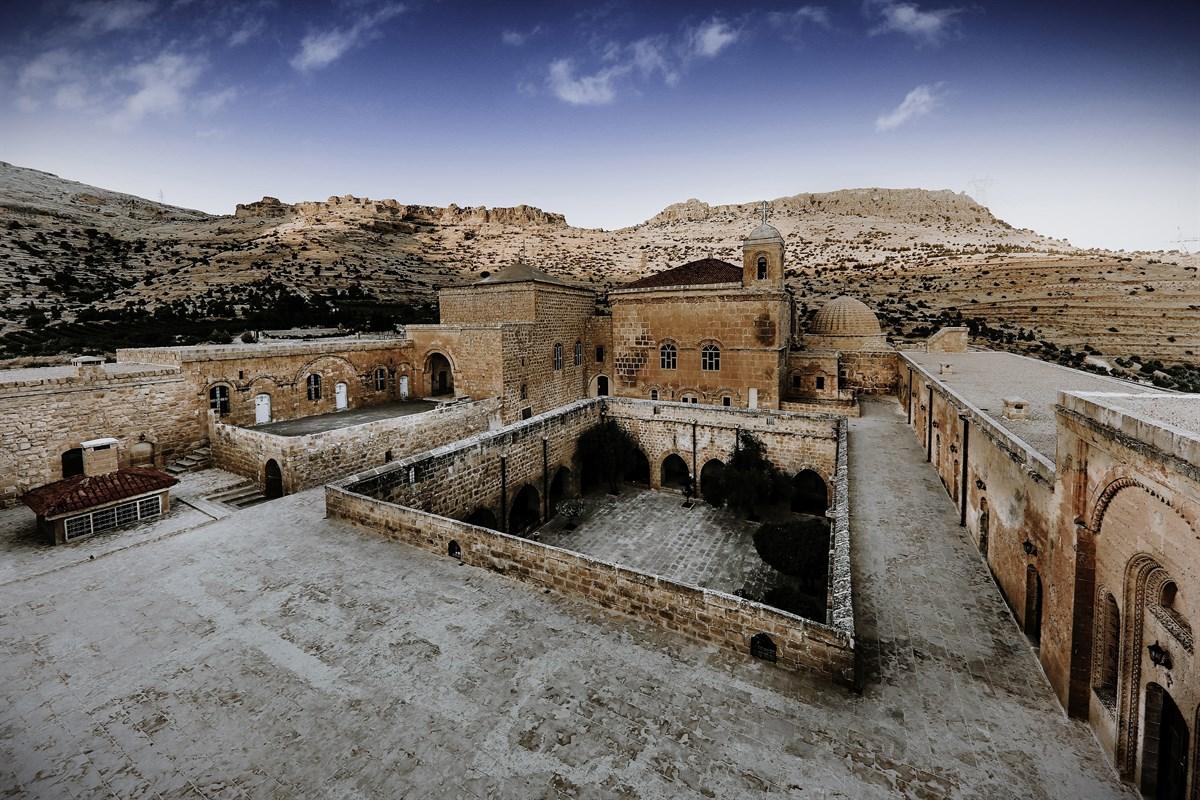manastir3.jpg