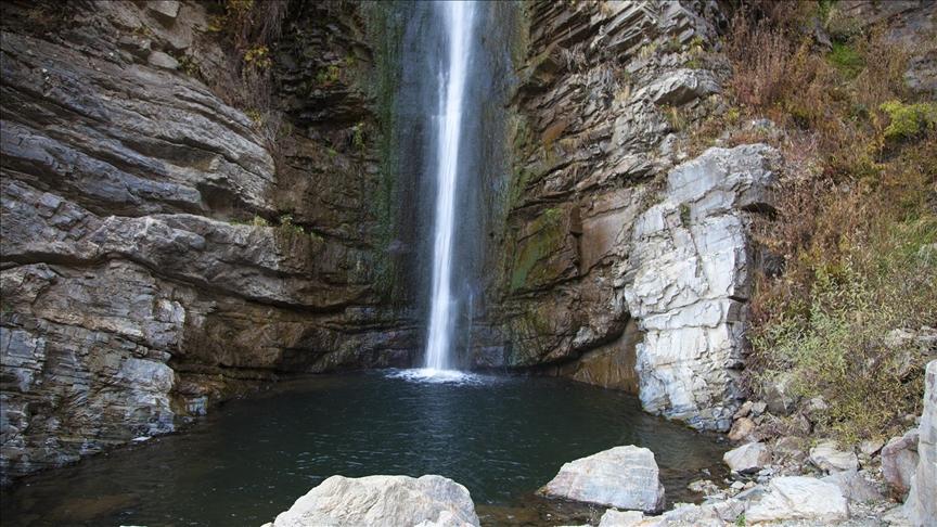 Gümüşkanat Şelalesi