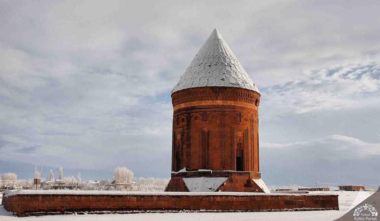20251107145128859_TGM BITLIS AHLAT ULU KUMBET YRS 1 SER. OZKAN OLCAY kopya.jpg