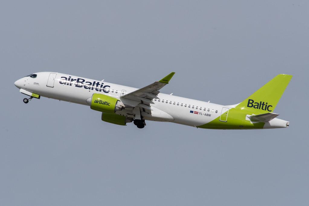 Airbus A220