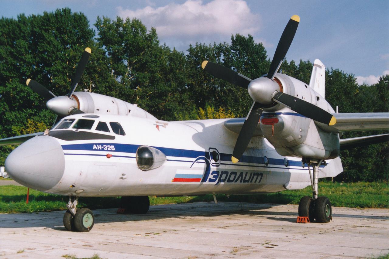 Antonov An-32