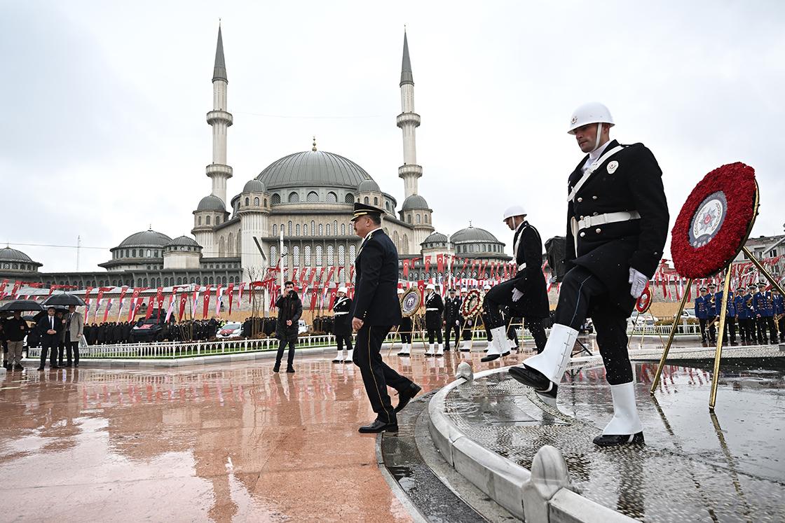 NISAN2023_taksim1.jpg