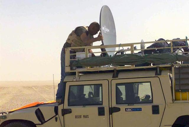 mr-f-quincy-brown-an-engineer-with-the-abc-news-crew-embedded-with-us-marine-5c77c1.jpg