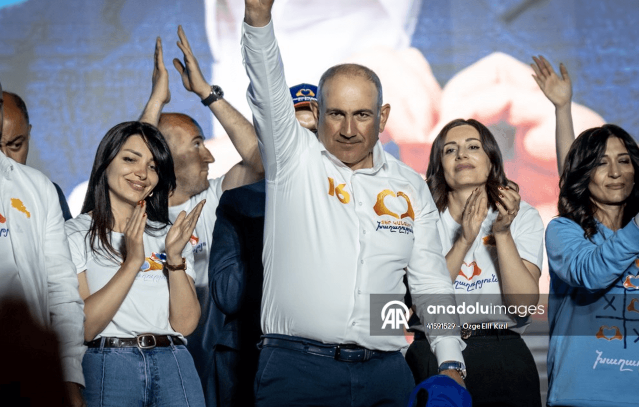 Nikol Paşinyan