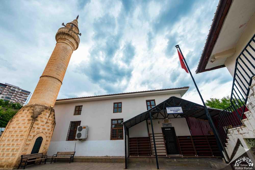 Bingöl İsfahanbey Camii