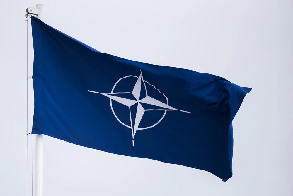 NATO Bayrağı