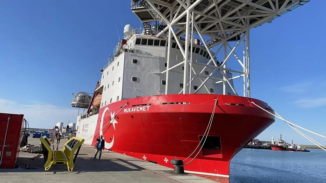 Mukavemet su altı inşaat gemisi