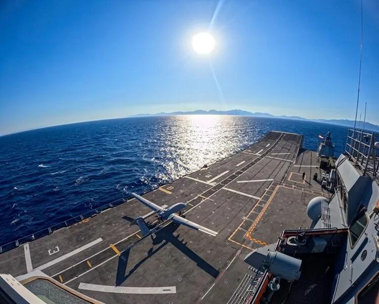 Bayraktar TB3, TCG Anadolu Güvertesinde Duruyor.