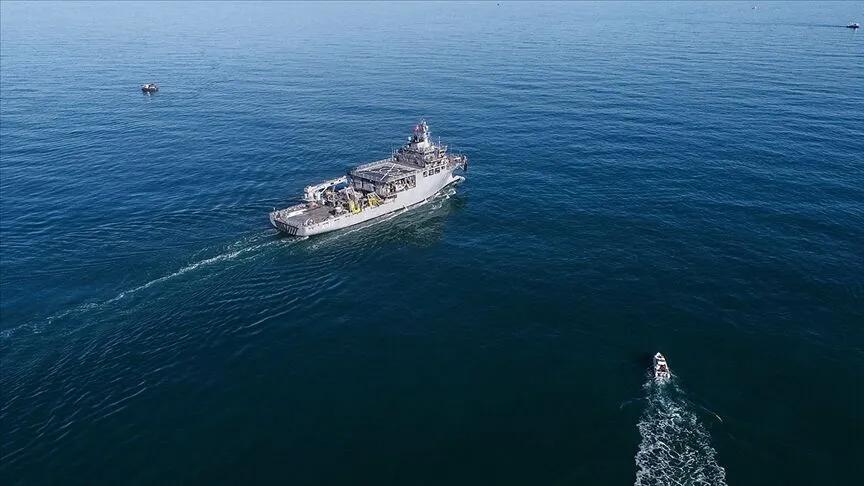 TCG Çeşme, denizlerde hidrografik ve bilimsel araştırmalar gerçekleştiren Türk araştırma gemilerinden biridir. - Anadolu Ajansı