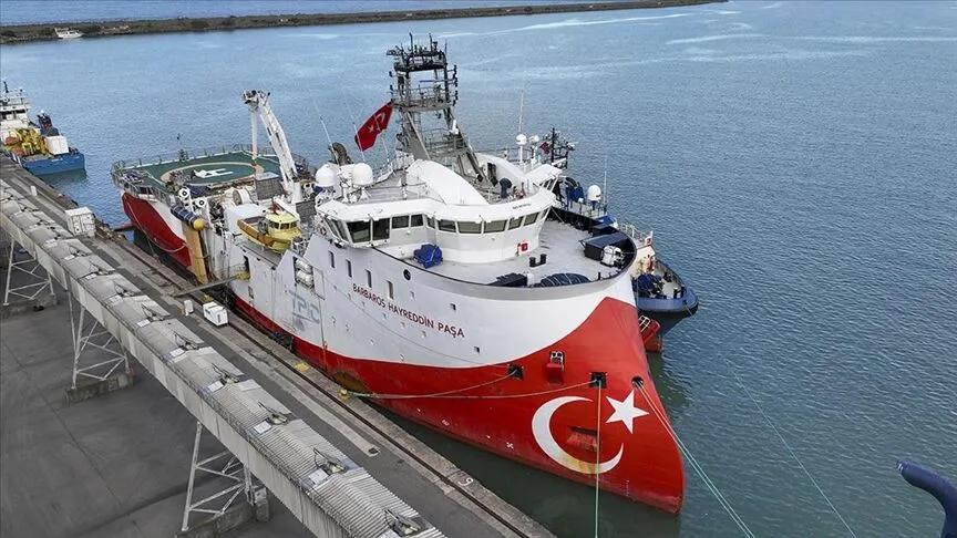 Barbaros Hayreddin Paşa, Türkiye'nin denizlerde sismik araştırmalar gerçekleştiren araştırma gemilerinden biridir. - Anadolu Ajansı.
