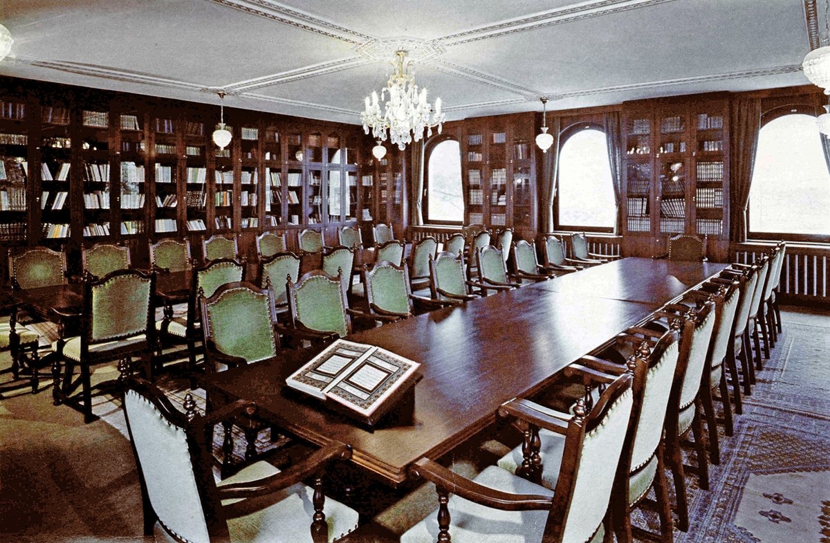 Viyana İslâm Merkezi Kütüphanesi’ndenbir görünüş – Avusturya