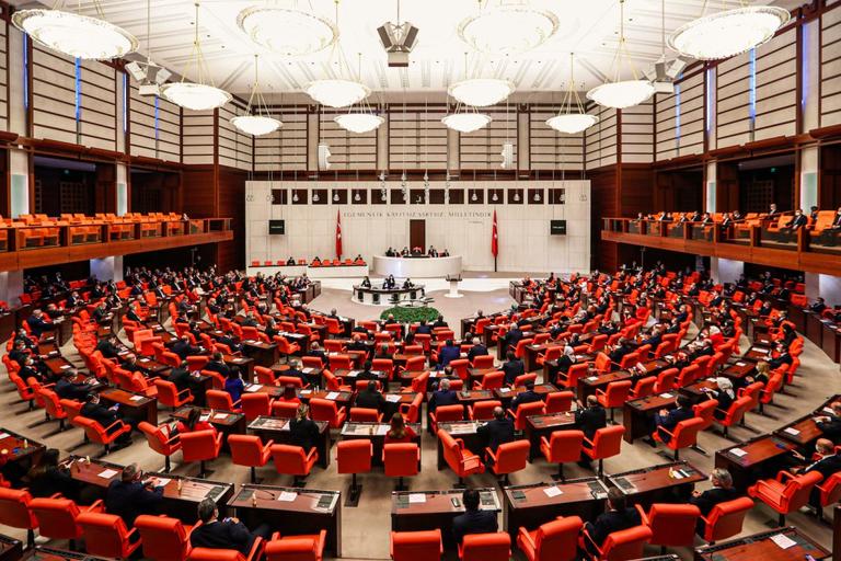 Türkiye Büyük Millet Meclisi’ningenel kurul salonundan bir görünüm(TBMM Arşivi)