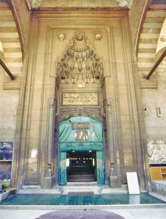 Beyazıt Camii’nin cümle kapısı – İstanbul