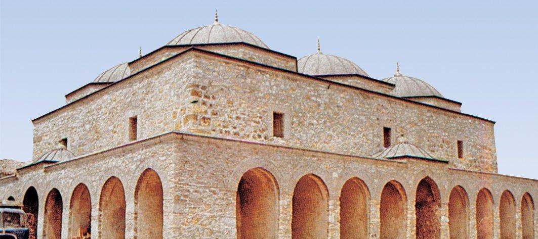 Eşrefoğulları dönemine ait eserlerden Beyşehir Bedesteni