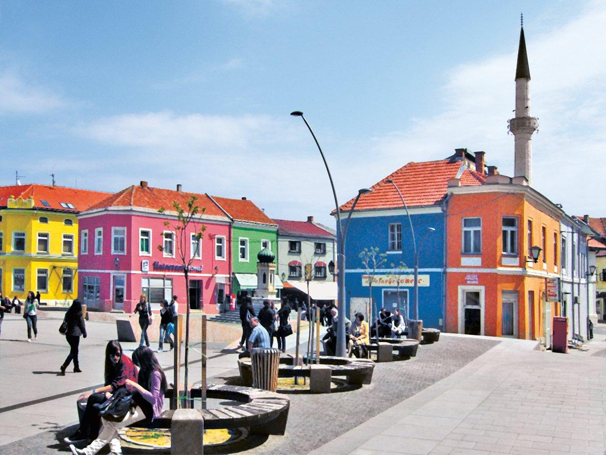 Tuzla şehir merkezindeki meydan (G. Boykov fotoğraf arşivi)
