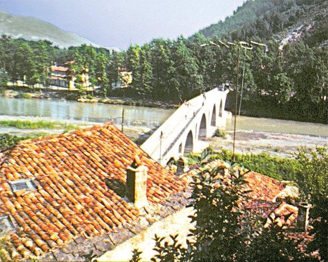 Berat Köprüsü – Arnavutluk