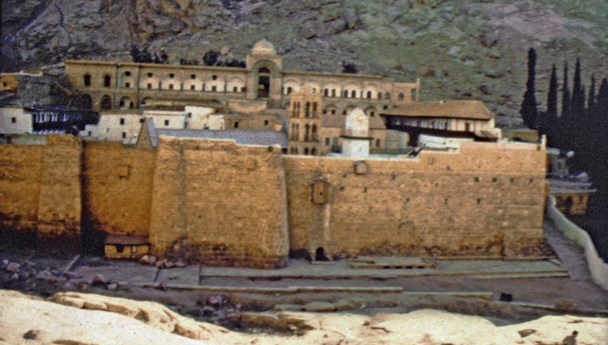 Tûr dağındaki Sînâ Katherina Manastırı