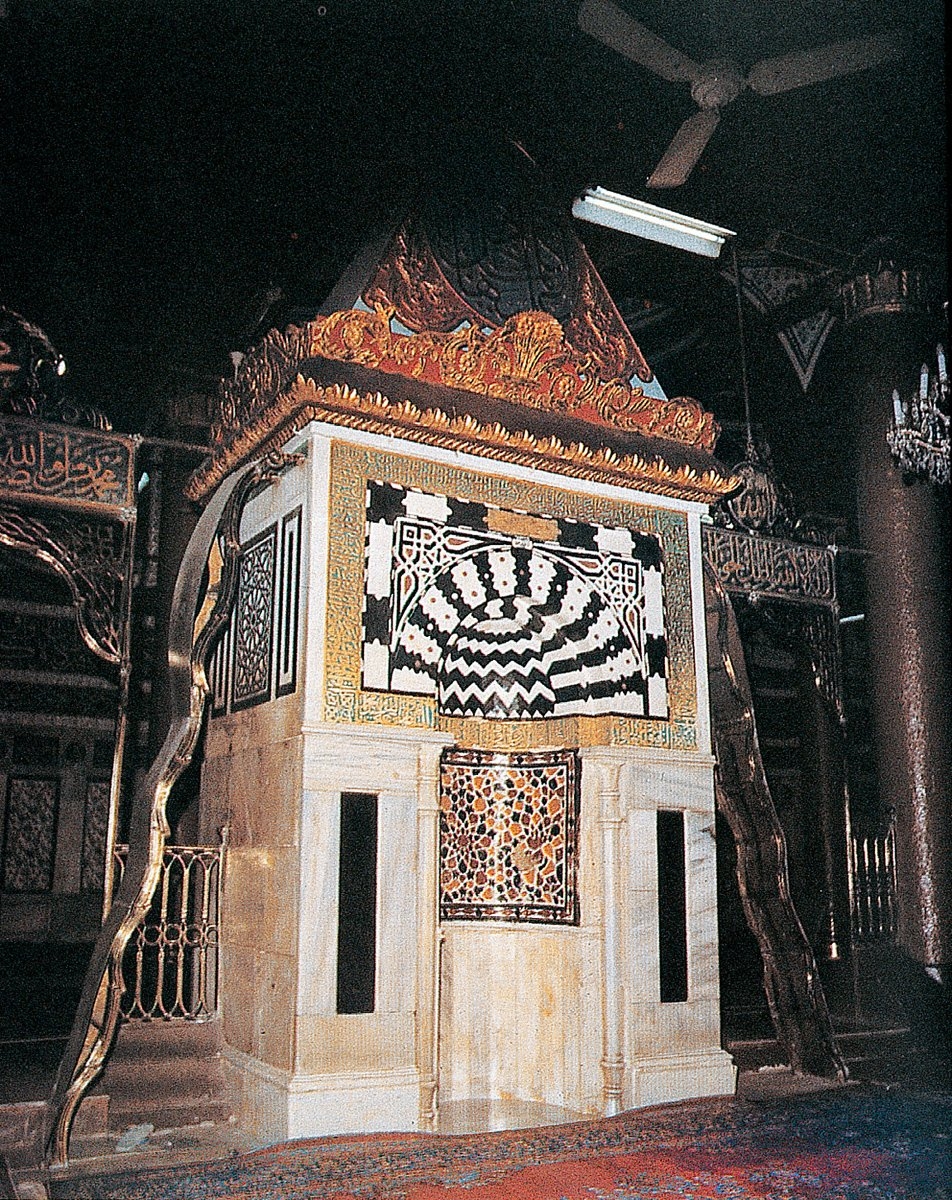 Mescid-i Nebevî’nin mihrabı