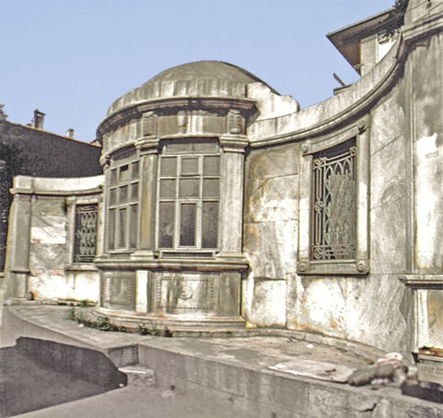 Nuhkuyusu’nda Batı’ya özgü bir cephe düzenlemesi olan Ârif Hikmet Sebili – Üsküdar/İstanbul