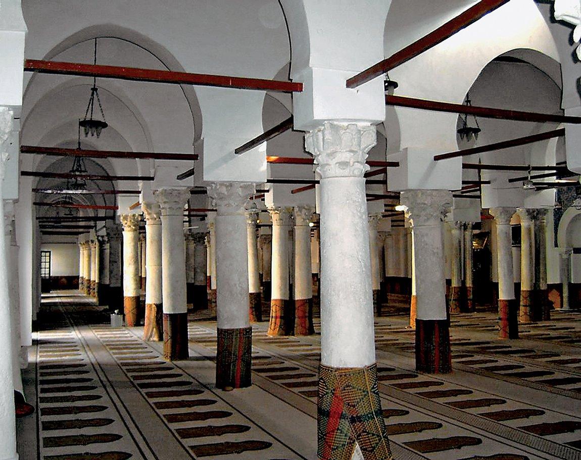 Kafsa Ulucamii’nin harim kısmından bir görünüş