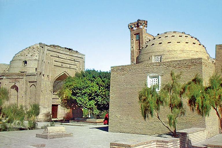 Ürgenç’te Necmeddîn-i Kübrâ Tekke ve Türbesi