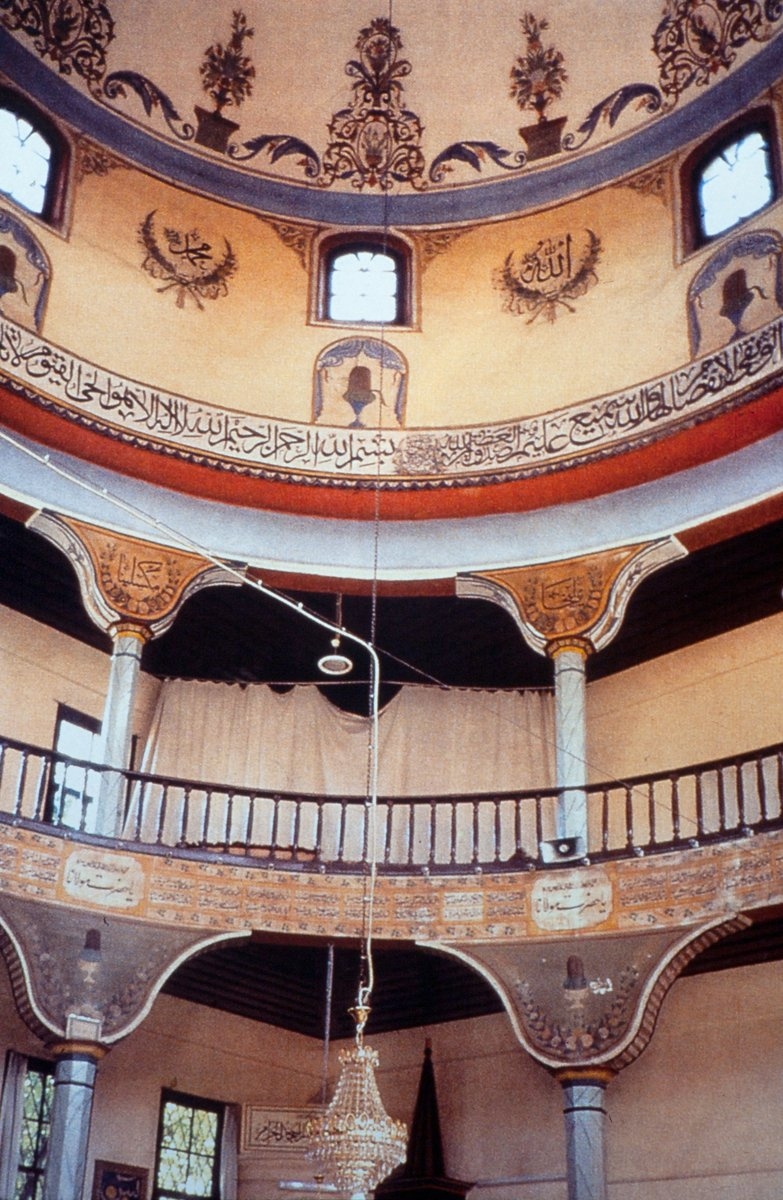 Kütahya Mevlevîhânesi semâhânesinin içinden bir görünüş